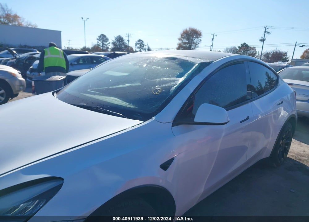 2023 TESLA MODEL Y AWD/LONG RANGE DUAL MOTOR ALL-WHEEL DRIVE VIN: 7SAYGDEE7PA151195
