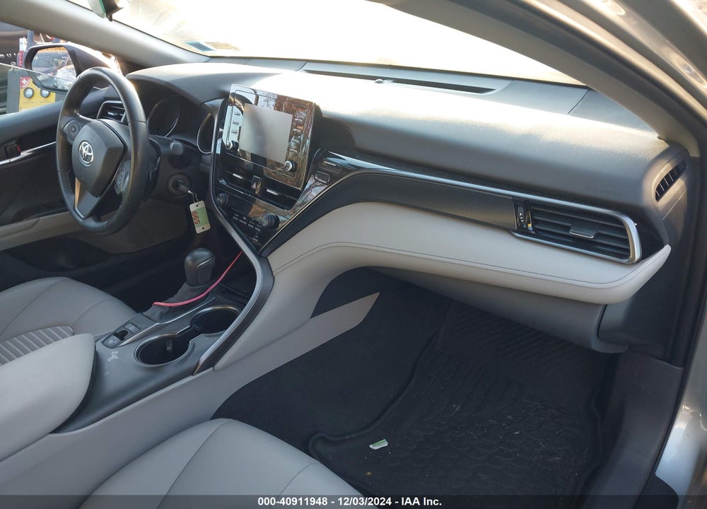 2021 TOYOTA CAMRY SE AWD VIN: 4T1G11BK1MU025595