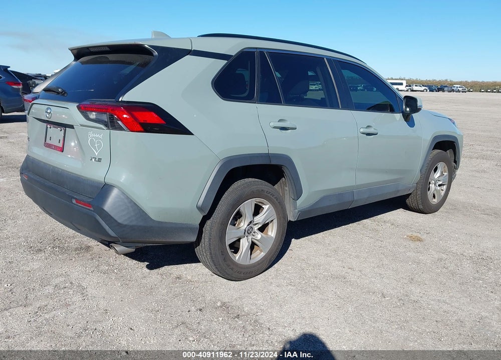 2021 TOYOTA RAV4 XLE VIN: 2T3W1RFVXMW161391