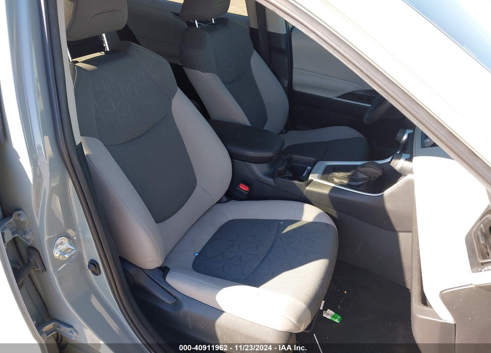 2021 TOYOTA RAV4 XLE VIN: 2T3W1RFVXMW161391