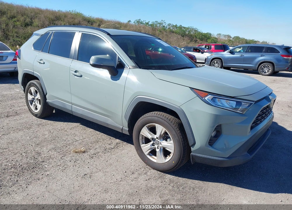 2021 TOYOTA RAV4 XLE VIN: 2T3W1RFVXMW161391