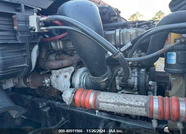 2014 FREIGHTLINER CASCADIA 125 VIN: 1FUJGLD55ELFK7640