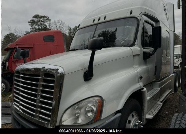 2014 FREIGHTLINER CASCADIA 125 VIN: 1FUJGLD55ELFK7640