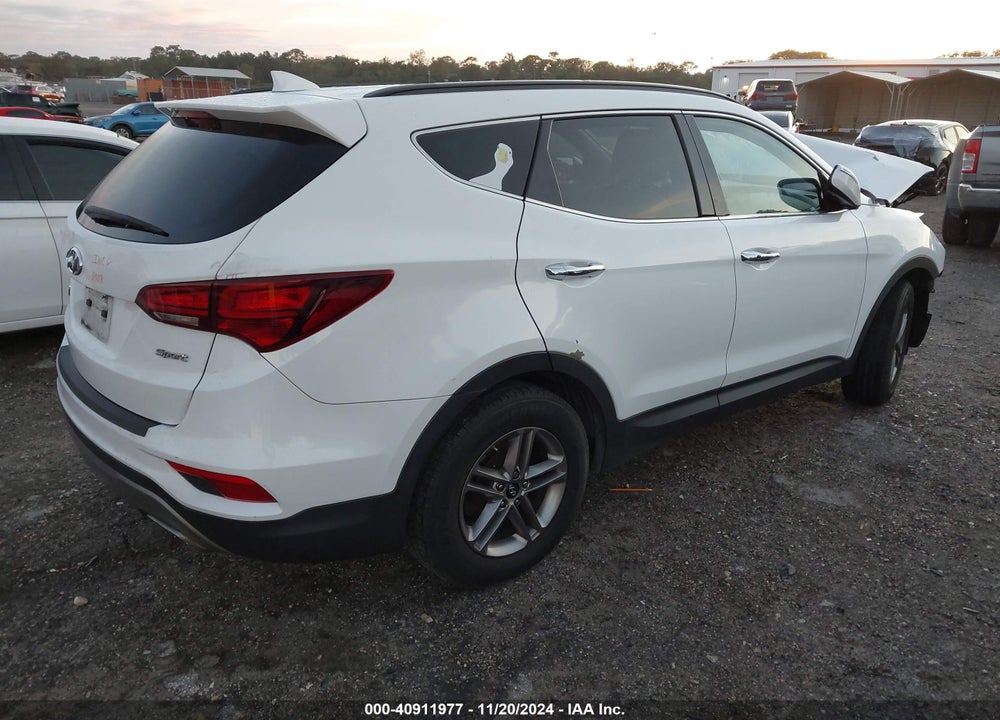 2017 HYUNDAI SANTA FE SPORT 2.4L VIN: 5NMZU3LB1HH020117