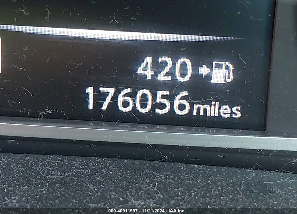 2017 NISSAN SENTRA SV VIN: 3N1AB7AP1HY308270