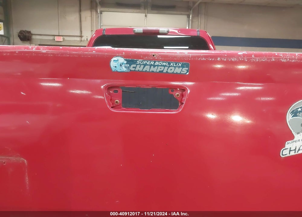 2004 CHEVROLET COLORADO VIN: 1GCDT196048203712
