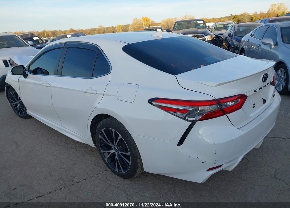 2019 TOYOTA CAMRY VIN: 4T1B11HK5KU832720