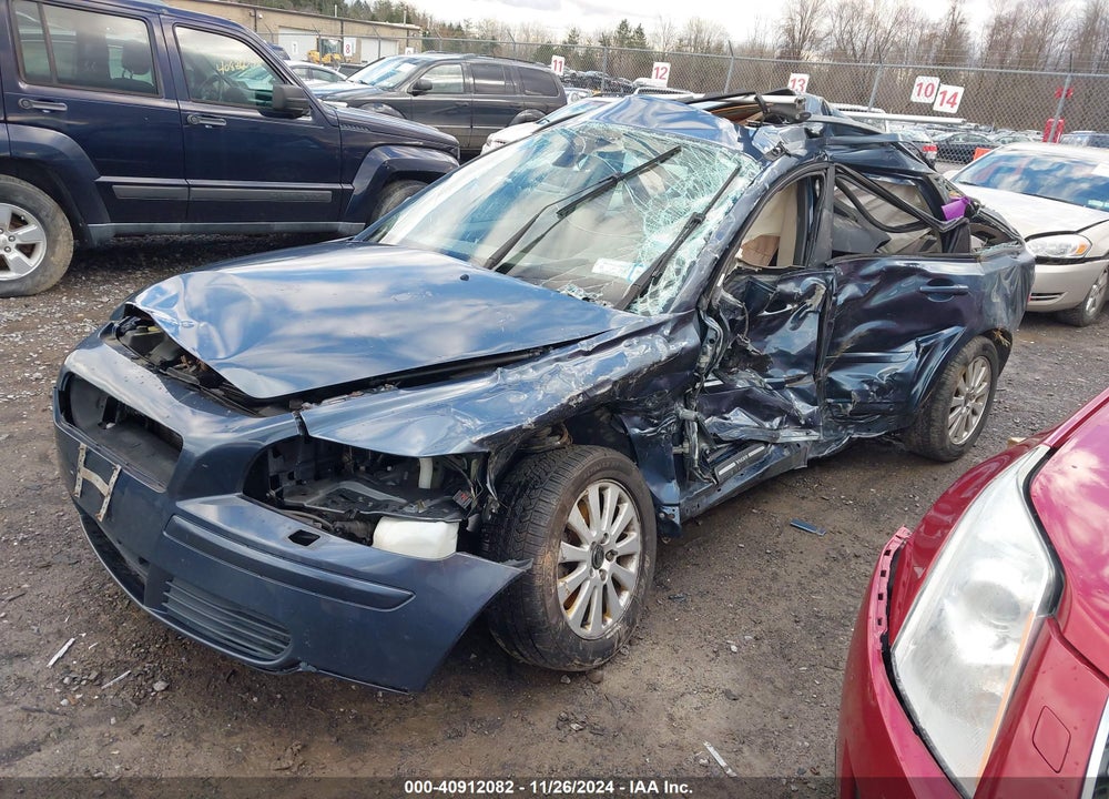 2005 VOLVO V50 2.4I VIN: YV1MW390152066860