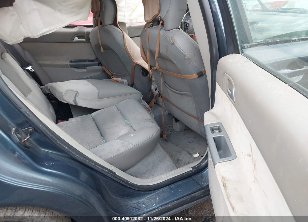 2005 VOLVO V50 2.4I VIN: YV1MW390152066860
