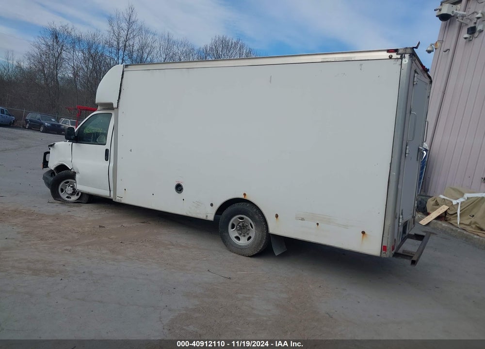 2015 CHEVROLET EXPRESS CUTAWAY 3500 VIN: 1GB0G3CF4F1282261