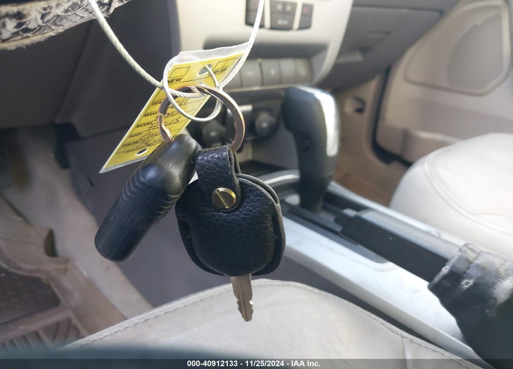 2011 FORD FOCUS SEL VIN: 1FAHP3HN2BW124129