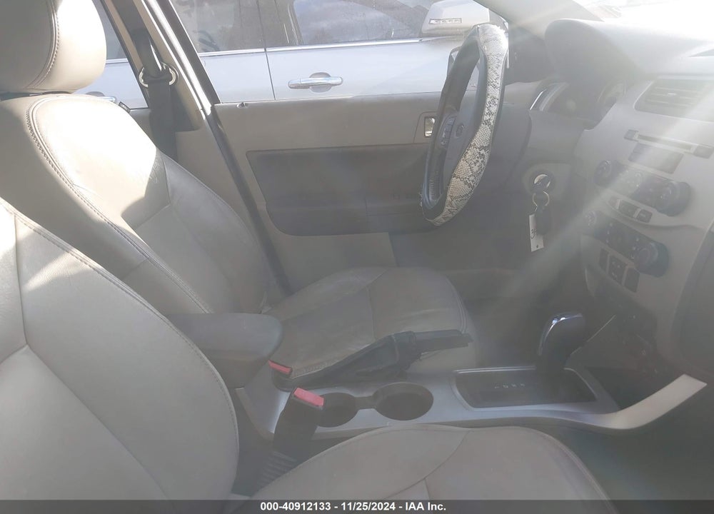 2011 FORD FOCUS SEL VIN: 1FAHP3HN2BW124129