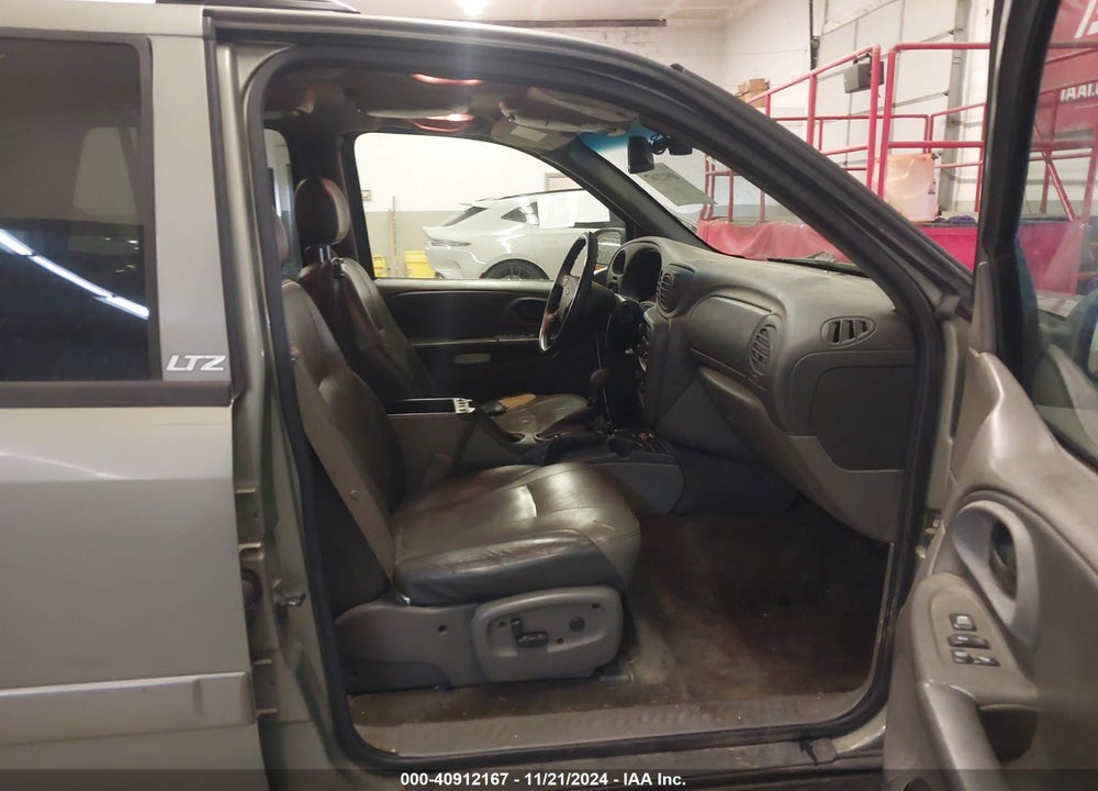 2003 CHEVROLET TRAILBLAZER LTZ VIN: 1GNDT13S332334308