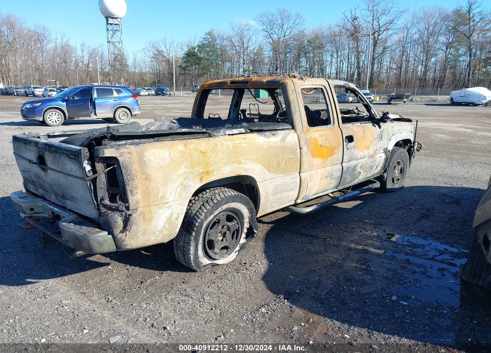 2001 CHEVROLET SILVERADO 1500 LS VIN: 2GCEK19T411349946