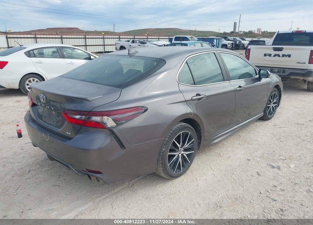 2021 TOYOTA CAMRY SE VIN: 4T1G11AK3MU547730