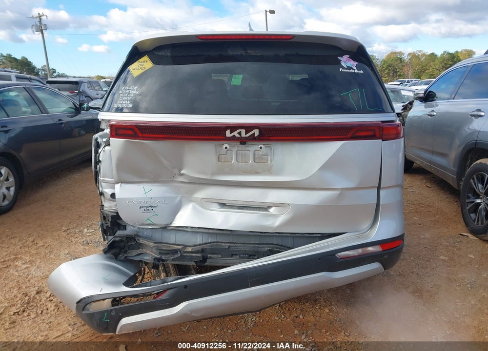 2023 KIA CARNIVAL MPV LX SEAT PACKAGE VIN: KNDNB4H34P6191077