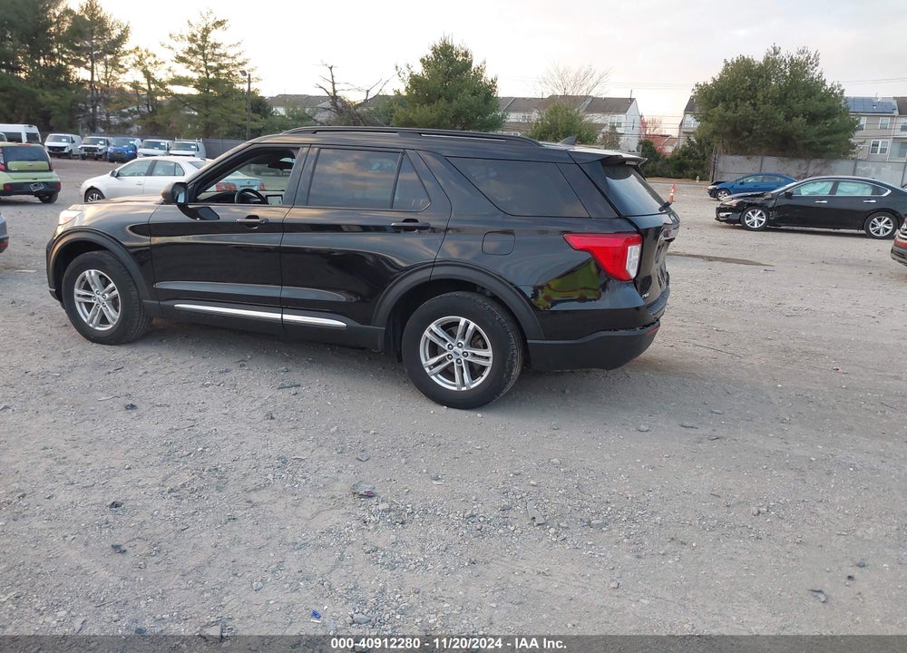 2022 FORD EXPLORER XLT VIN: 1FMSK8DH1NGC38063