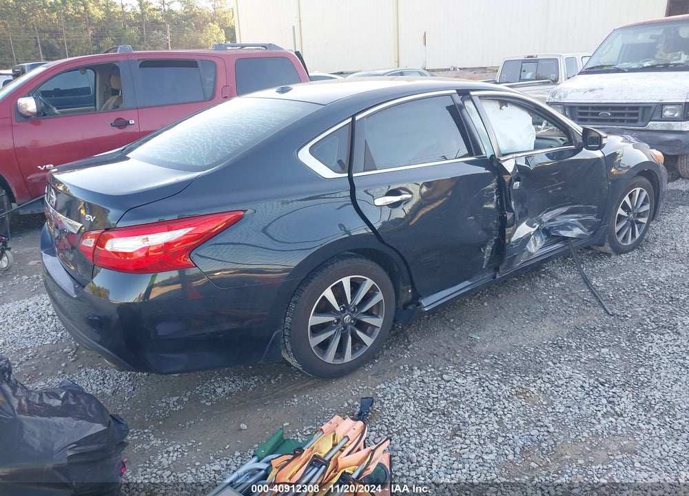 2017 NISSAN ALTIMA VIN: 1N4AL3AP3HC260546