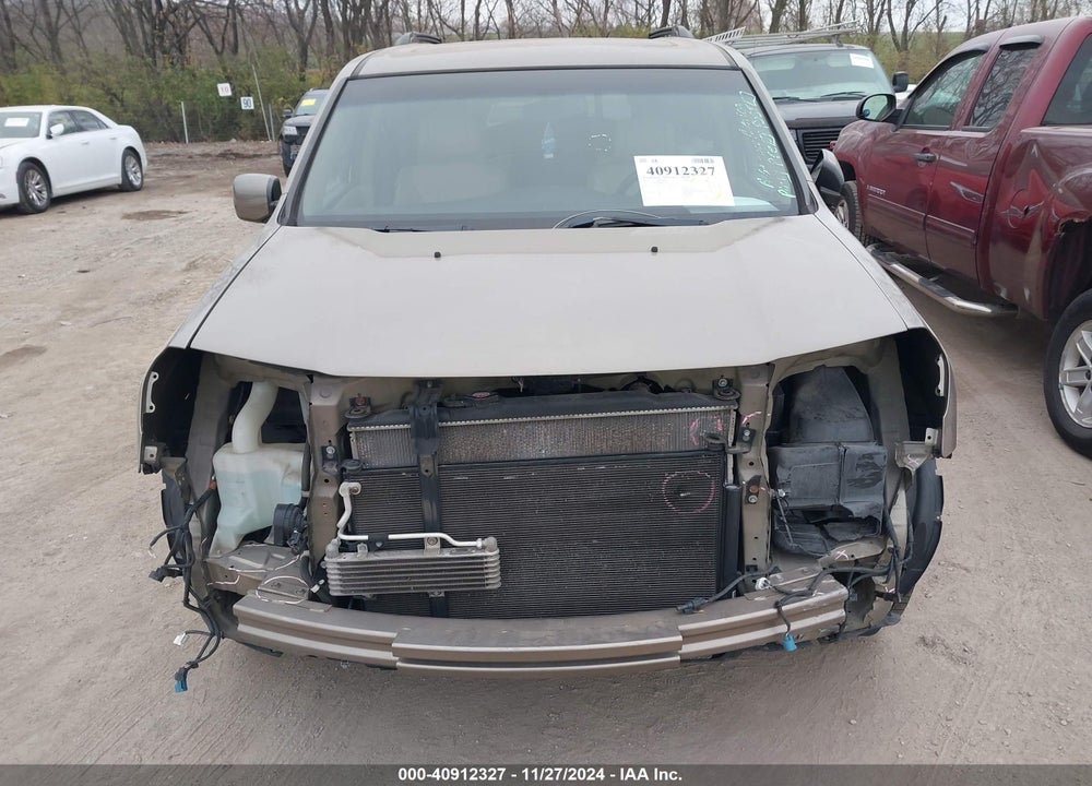 2011 HONDA PILOT EX-L VIN: 5FNYF4H54BB051028