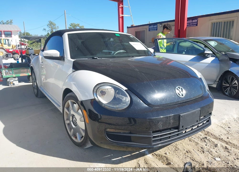 2014 VOLKSWAGEN BEETLE 2.5L VIN: 3VW5P7AT3EM803681