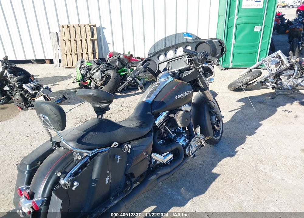 2015 HARLEY-DAVIDSON FLHXS STREET GLIDE SPECIAL VIN: 1HD1KRM1XFB706099