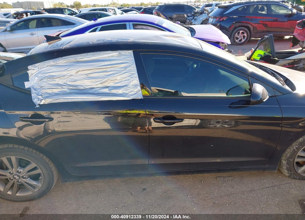 2017 HYUNDAI ELANTRA SE VIN: 5NPD84LF6HH207265