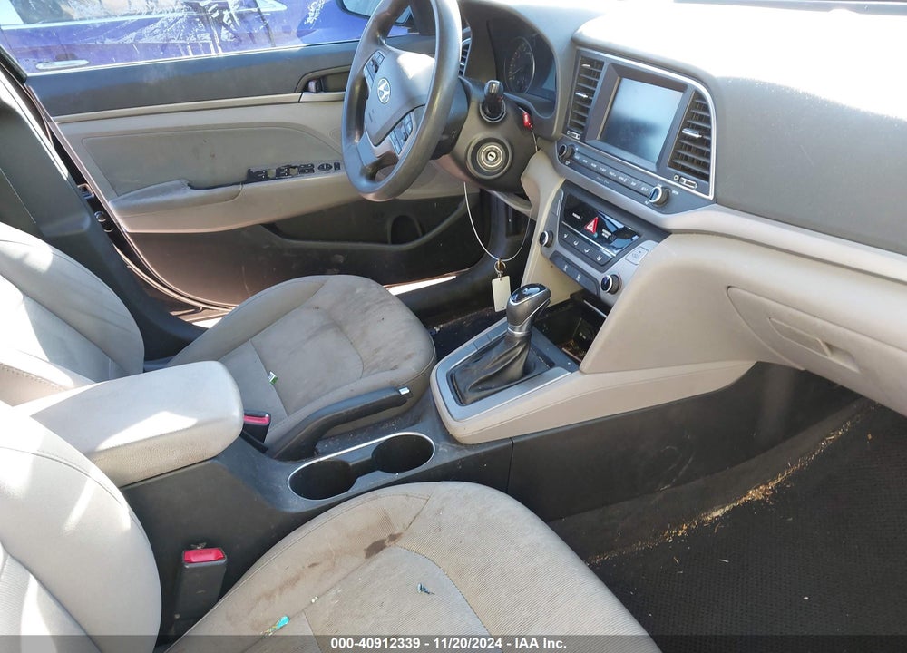 2017 HYUNDAI ELANTRA SE VIN: 5NPD84LF6HH207265