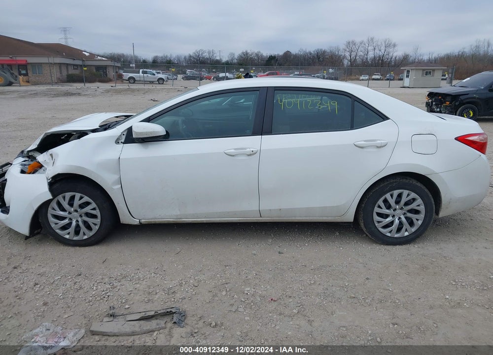 2017 TOYOTA COROLLA LE VIN: 2T1BURHE3HC949965