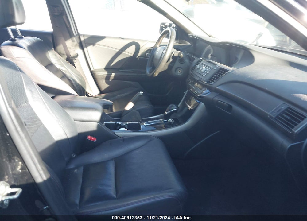 2017 HONDA ACCORD SPORT SE VIN: 1HGCR2F13HA012679