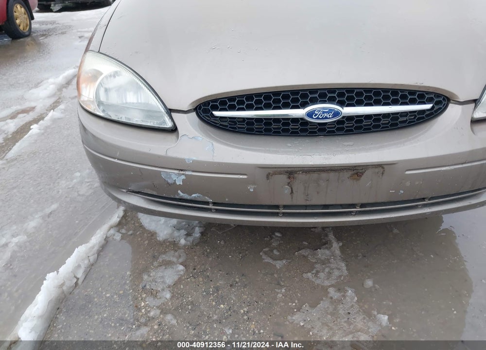 2002 FORD TAURUS SES VIN: 1FAFP55282A204481