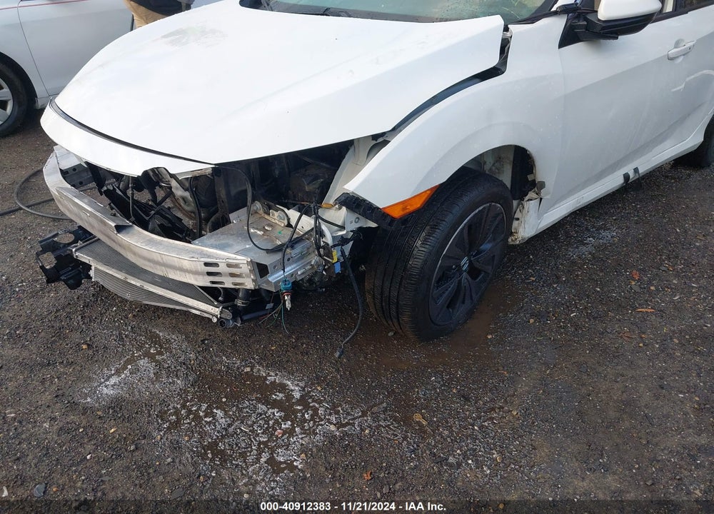 2018 HONDA CIVIC EX VIN: SHHFK7H51JU401569