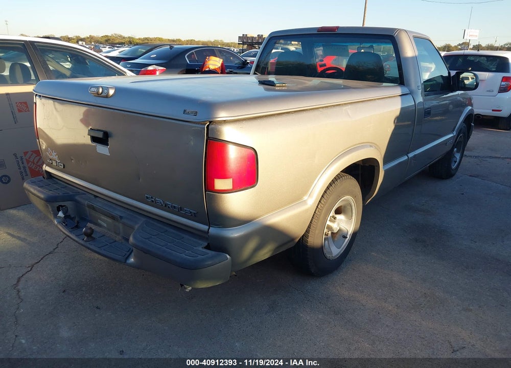 2001 CHEVROLET S-10 LS VIN: 1GCCS14561K111015