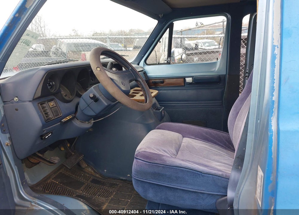 1992 DODGE RAM WAGON B350 VIN: 2B5WB35Y4NK170817