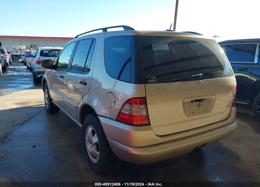 2001 MERCEDES-BENZ ML 320 VIN: 4JGAB54E51A275016