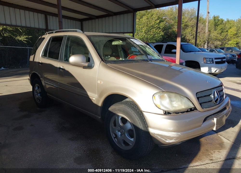 2001 MERCEDES-BENZ ML 320 VIN: 4JGAB54E51A275016