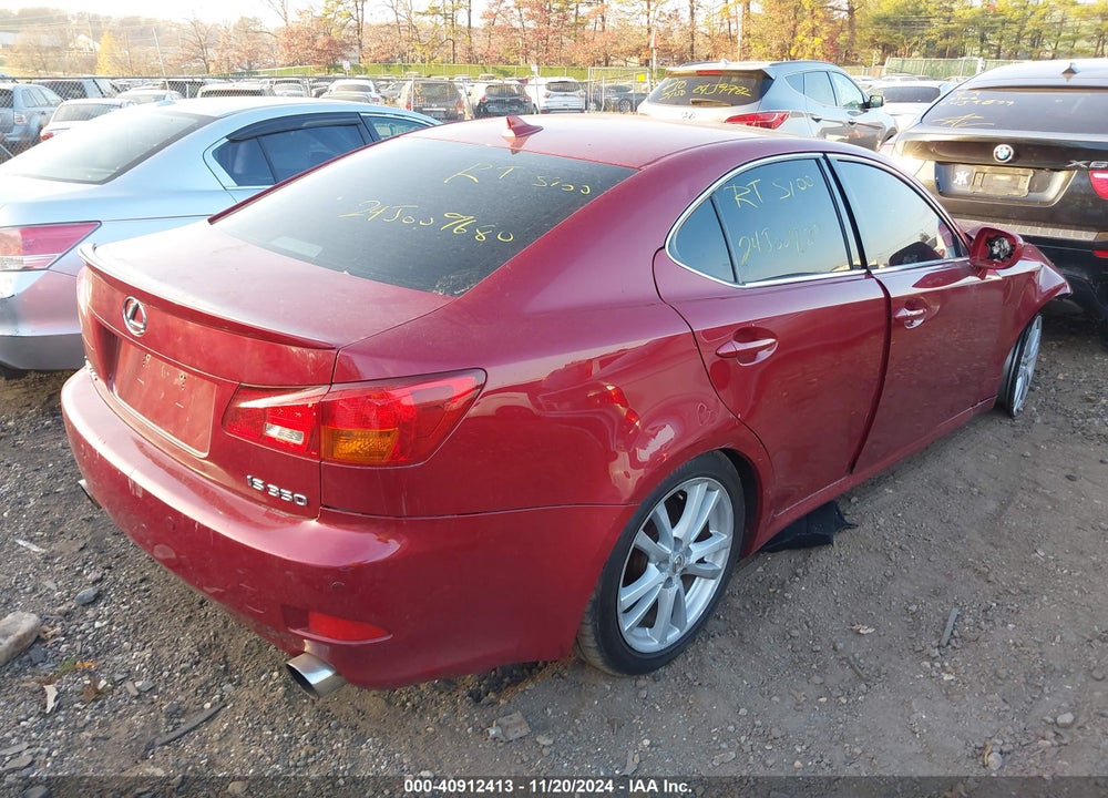 2007 LEXUS IS 350 VIN: JTHBE262X75014496