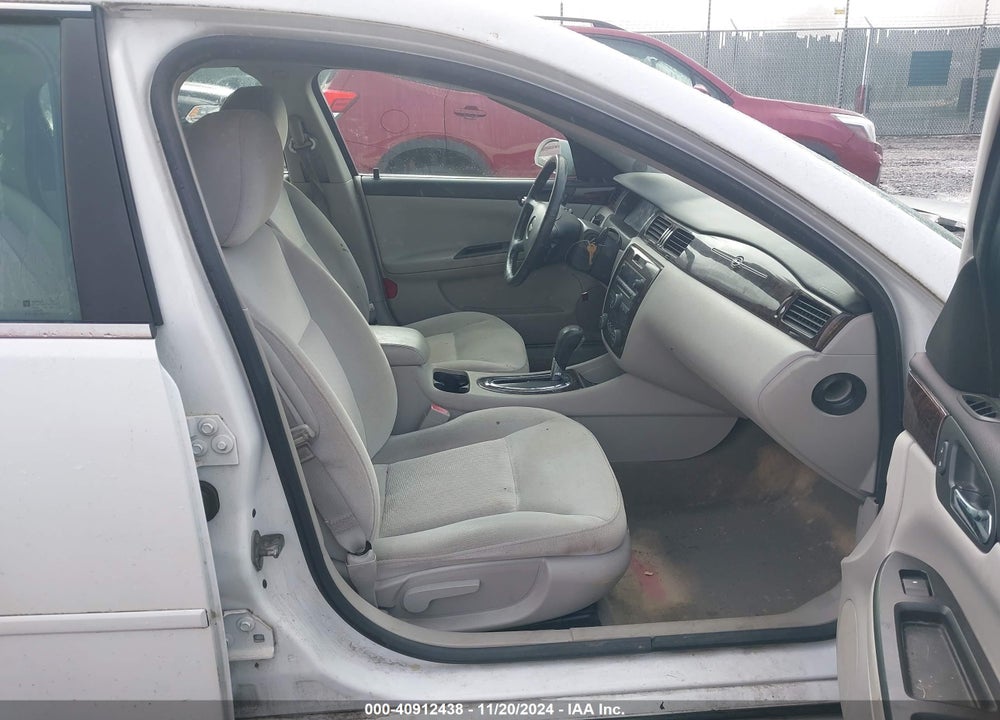 2012 CHEVROLET IMPALA LT VIN: 2G1WG5E33C1242711