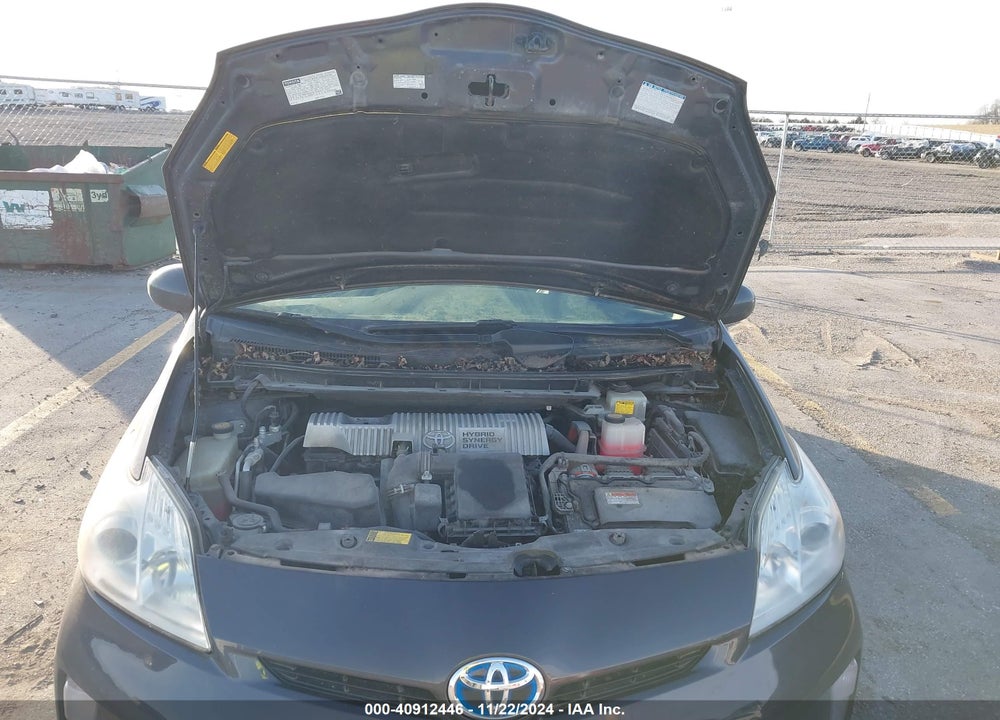 2013 TOYOTA PRIUS TWO VIN: JTDKN3DU1D1643353