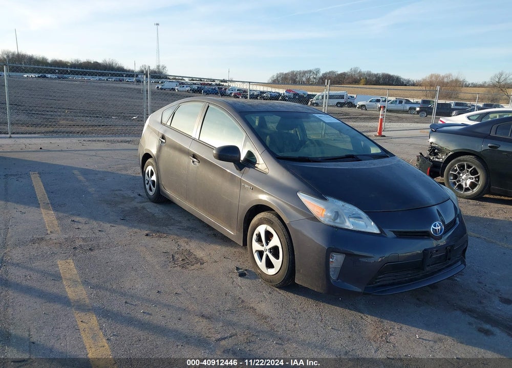 2013 TOYOTA PRIUS TWO VIN: JTDKN3DU1D1643353