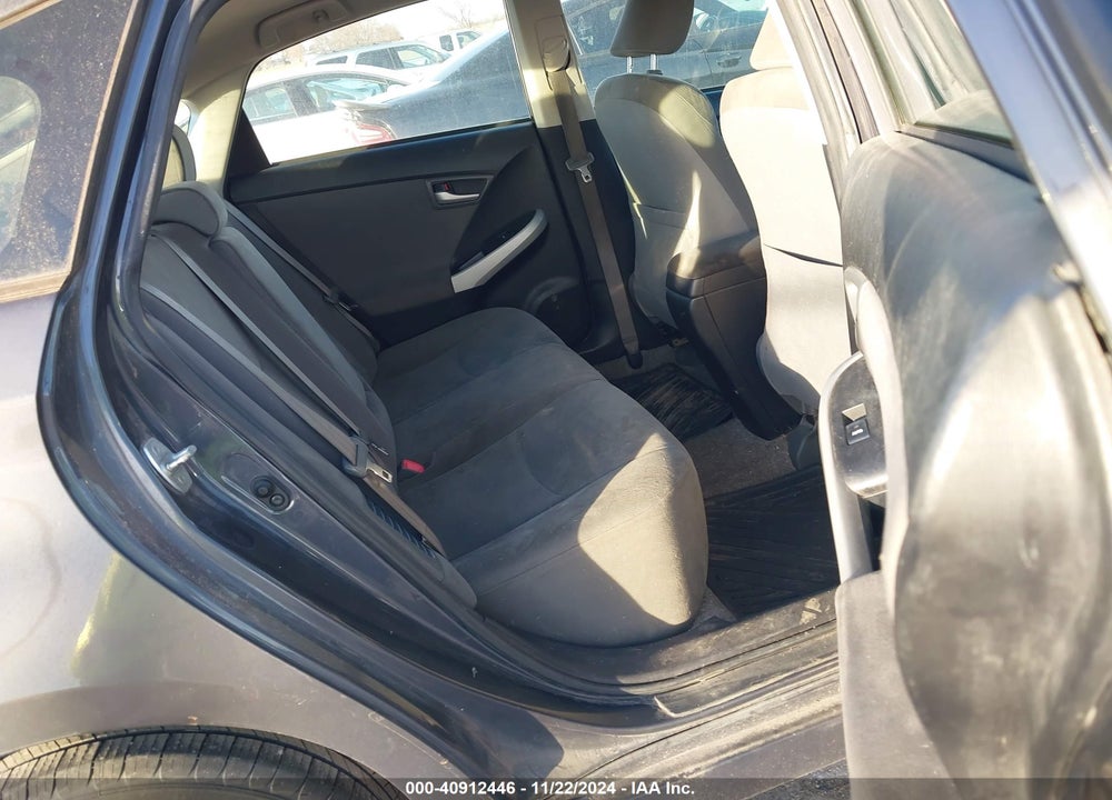 2013 TOYOTA PRIUS TWO VIN: JTDKN3DU1D1643353