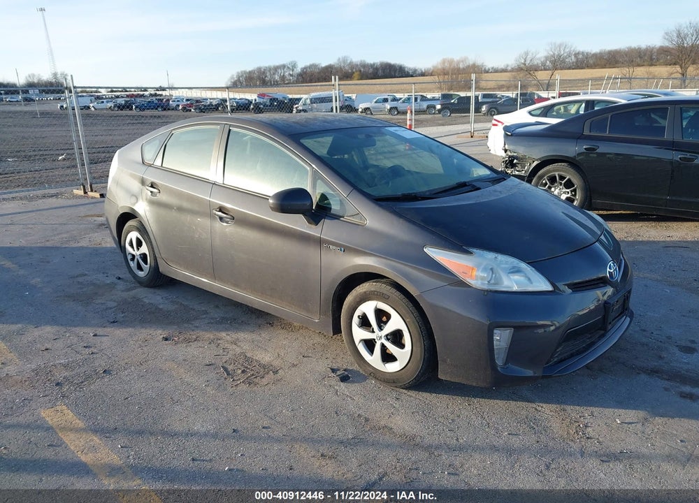 2013 TOYOTA PRIUS TWO VIN: JTDKN3DU1D1643353