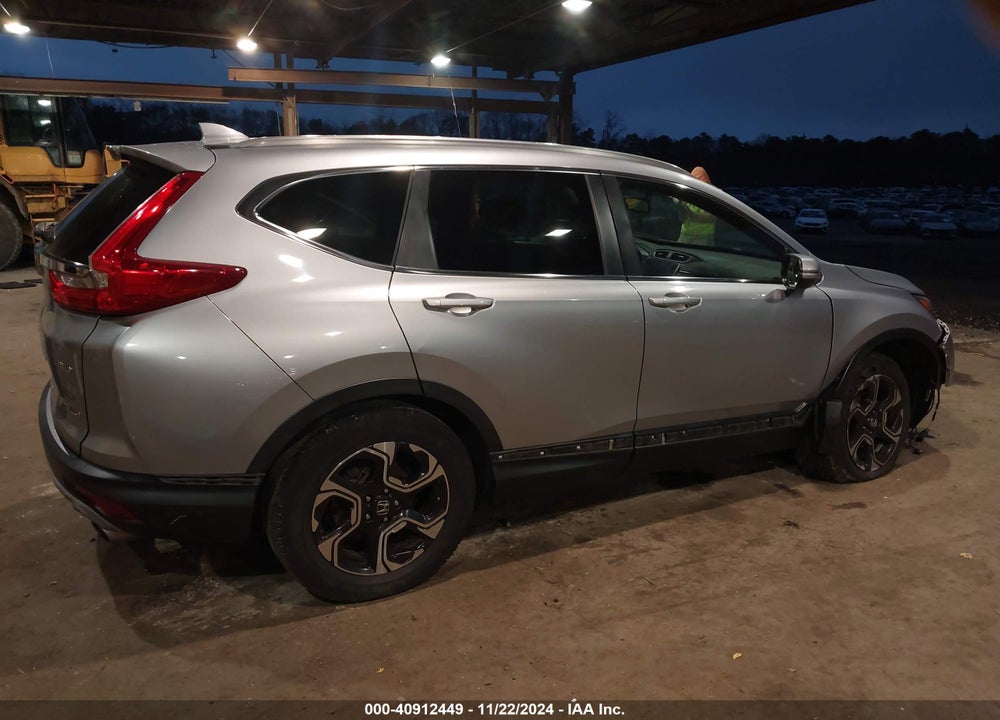 2017 HONDA CR-V TOURING VIN: 2HKRW2H92HH669910