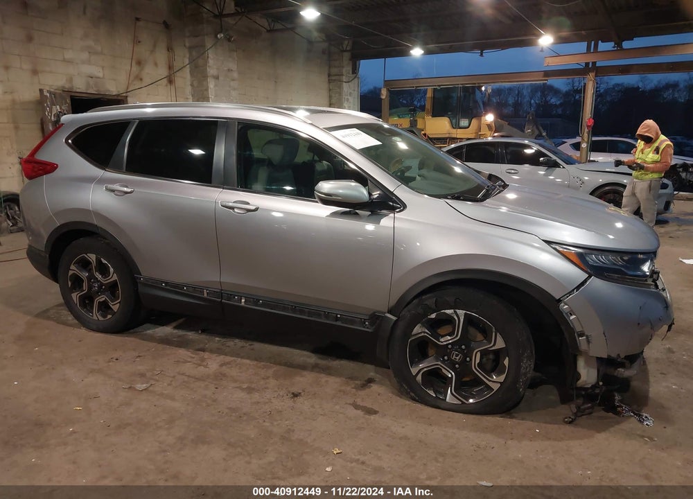 2017 HONDA CR-V TOURING VIN: 2HKRW2H92HH669910
