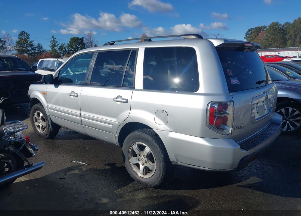 2007 HONDA PILOT EX-L VIN: 5FNYF18527B019586