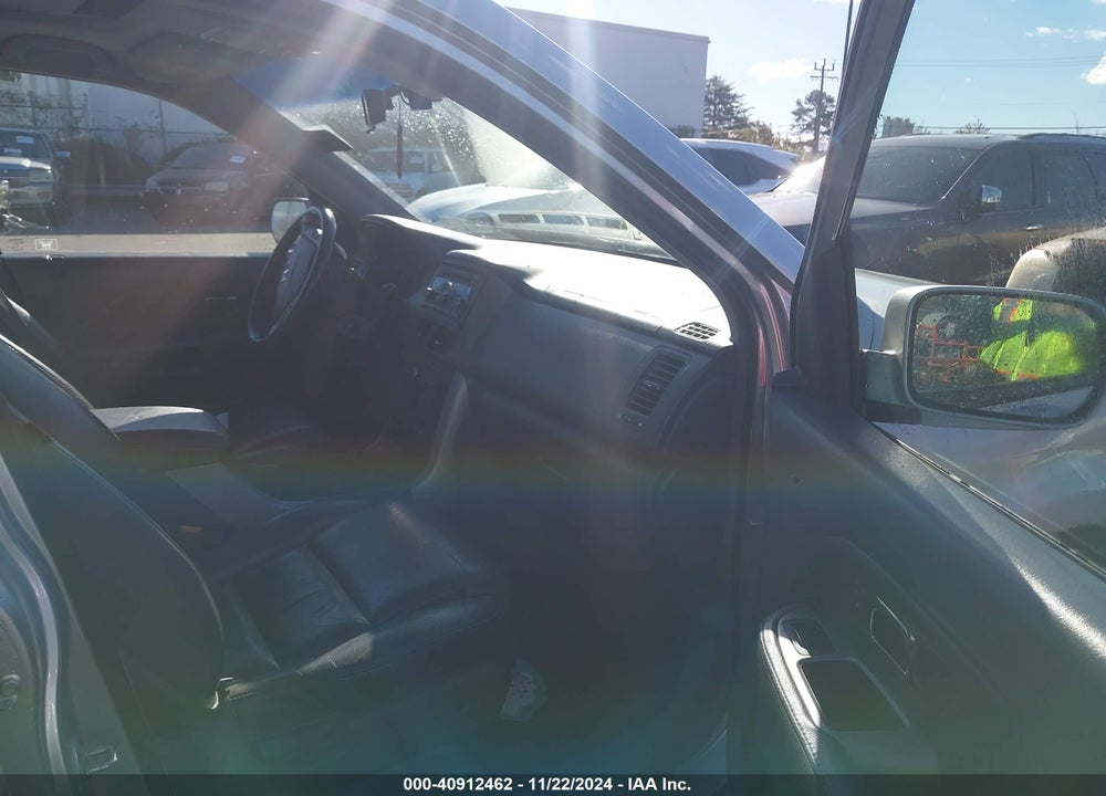 2007 HONDA PILOT EX-L VIN: 5FNYF18527B019586