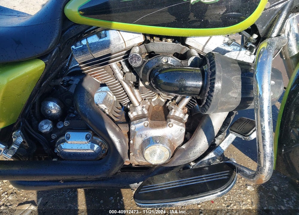 2011 HARLEY-DAVIDSON FLHX VIN: 1HD1KB419BB647614