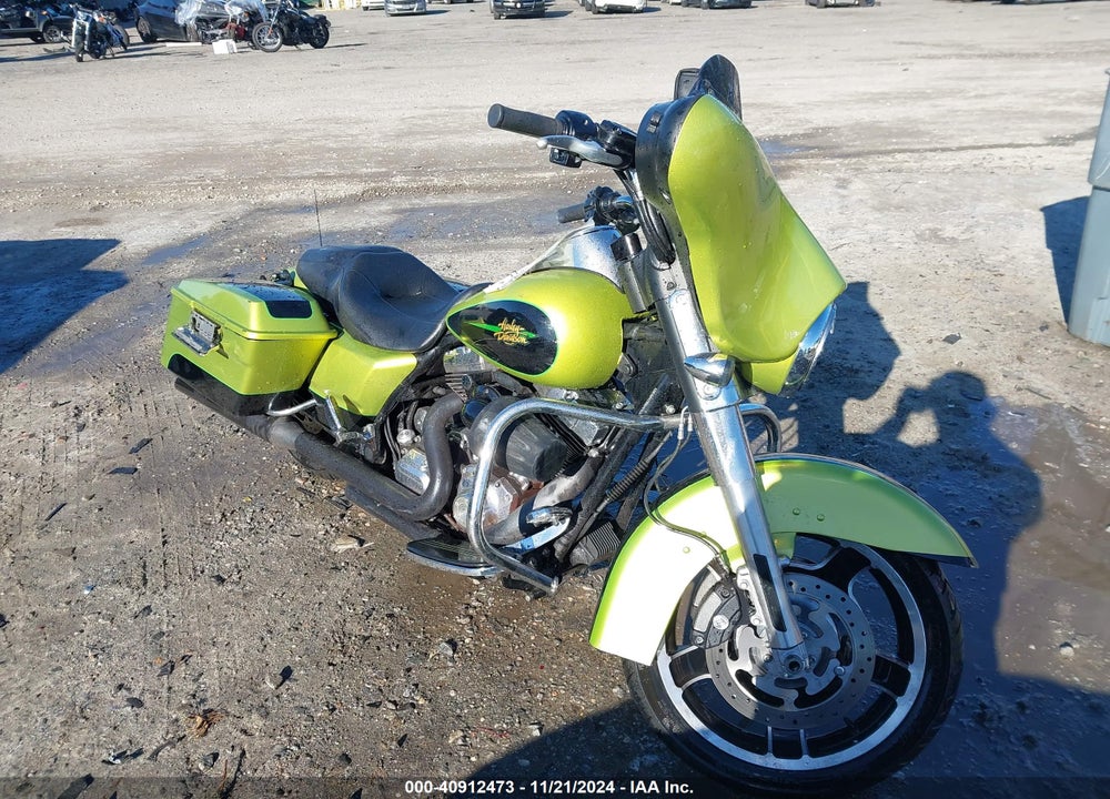 2011 HARLEY-DAVIDSON FLHX VIN: 1HD1KB419BB647614