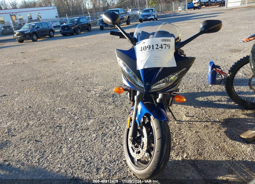 2009 YAMAHA FZ6 SHG VIN: JYARJ13E39A006900