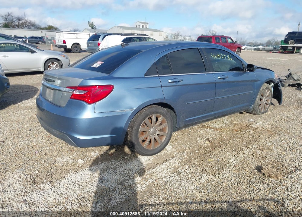 2011 CHRYSLER 200 TOURING VIN: 1C3BC1FG5BN559872