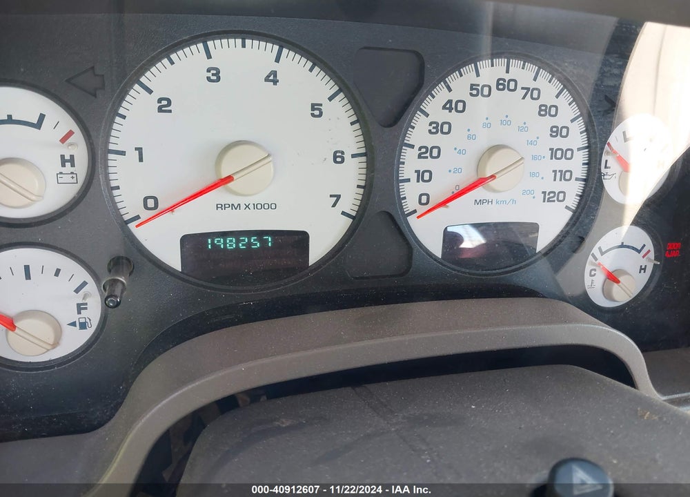 2005 DODGE RAM 1500 SLT/LARAMIE VIN: 1D7HU18N25S135771